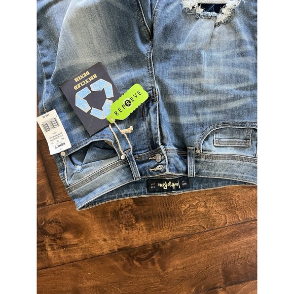 Ladies "Indigo Rein" Size 11 Blue, Mid Rise Destructed Zipper Ankle Jeans - Picture 10 of 16